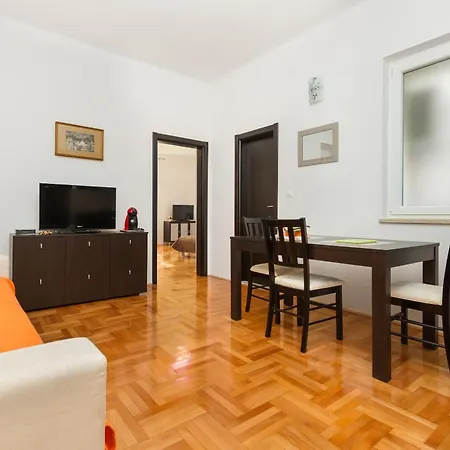 Apartment Naja