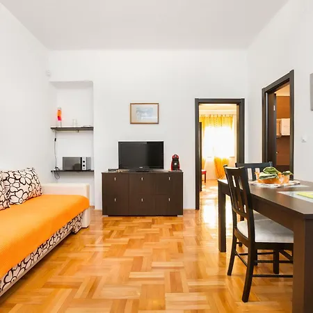 Apartman Naja *