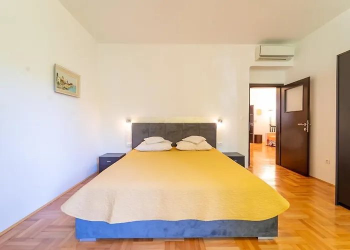 Apartman Naja *